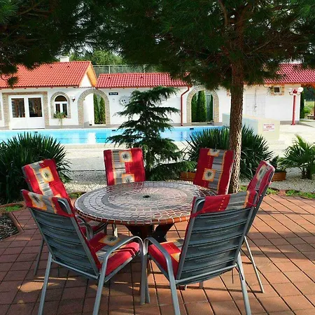 Csipkerozsa Parkhotel Csolyospalos